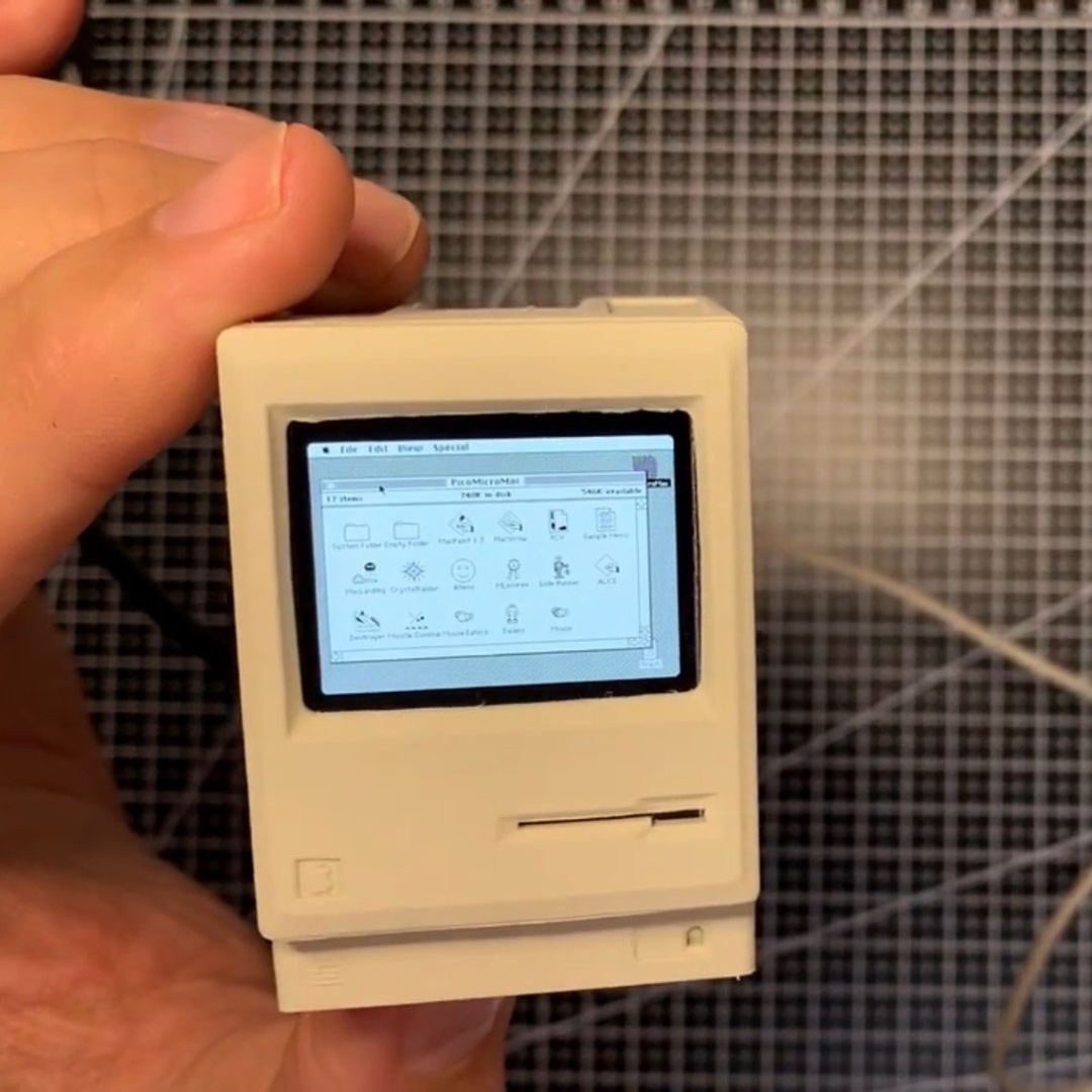 Komputer Mini Retro Macintosh  - Retro Gaming Corps ulasan dan harga