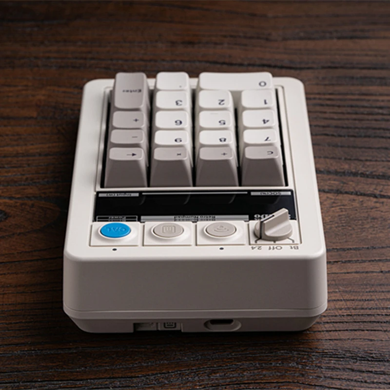 8BitDo Retro 18 Mekanik Numpad - Retro Gaming Corps ulasan dan harga
